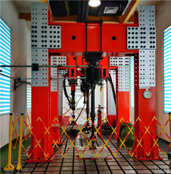煙臺大學(xué)支吊架動靜萬能疲勞試驗(yàn)機(jī)